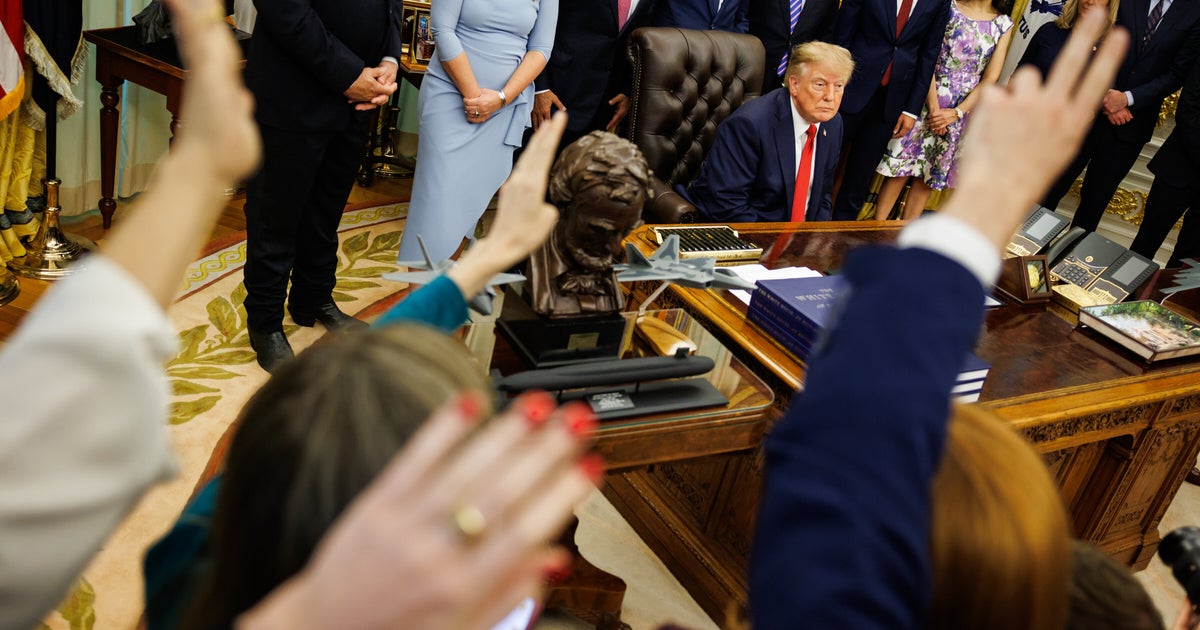 https://img.huffingtonpost.com/asset/6ab2c4e71c00006c4895f074.jpeg?ops=1200_630