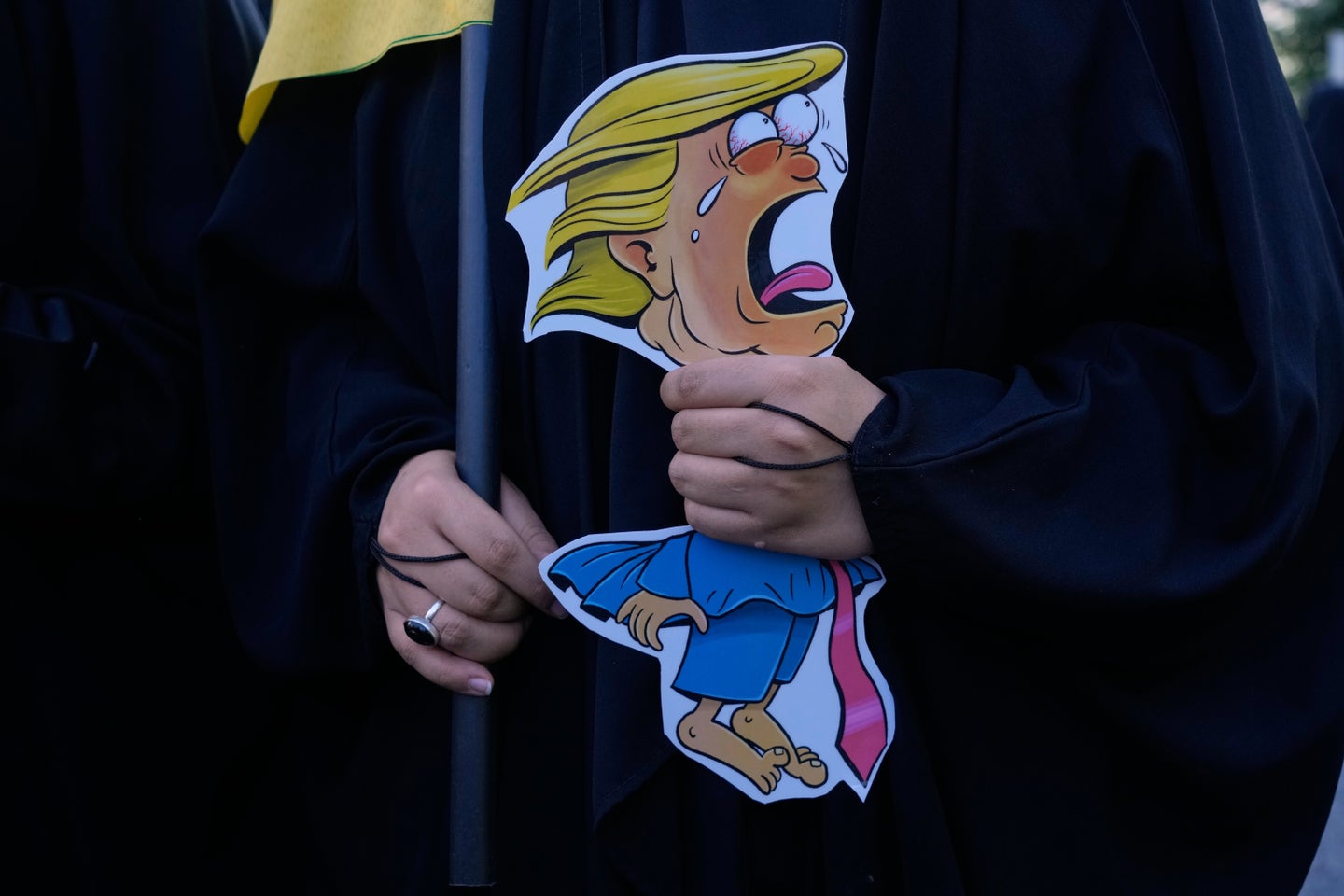 These GOP Candidates Are Turning On Trump's Iran War | HuffPost Latest News