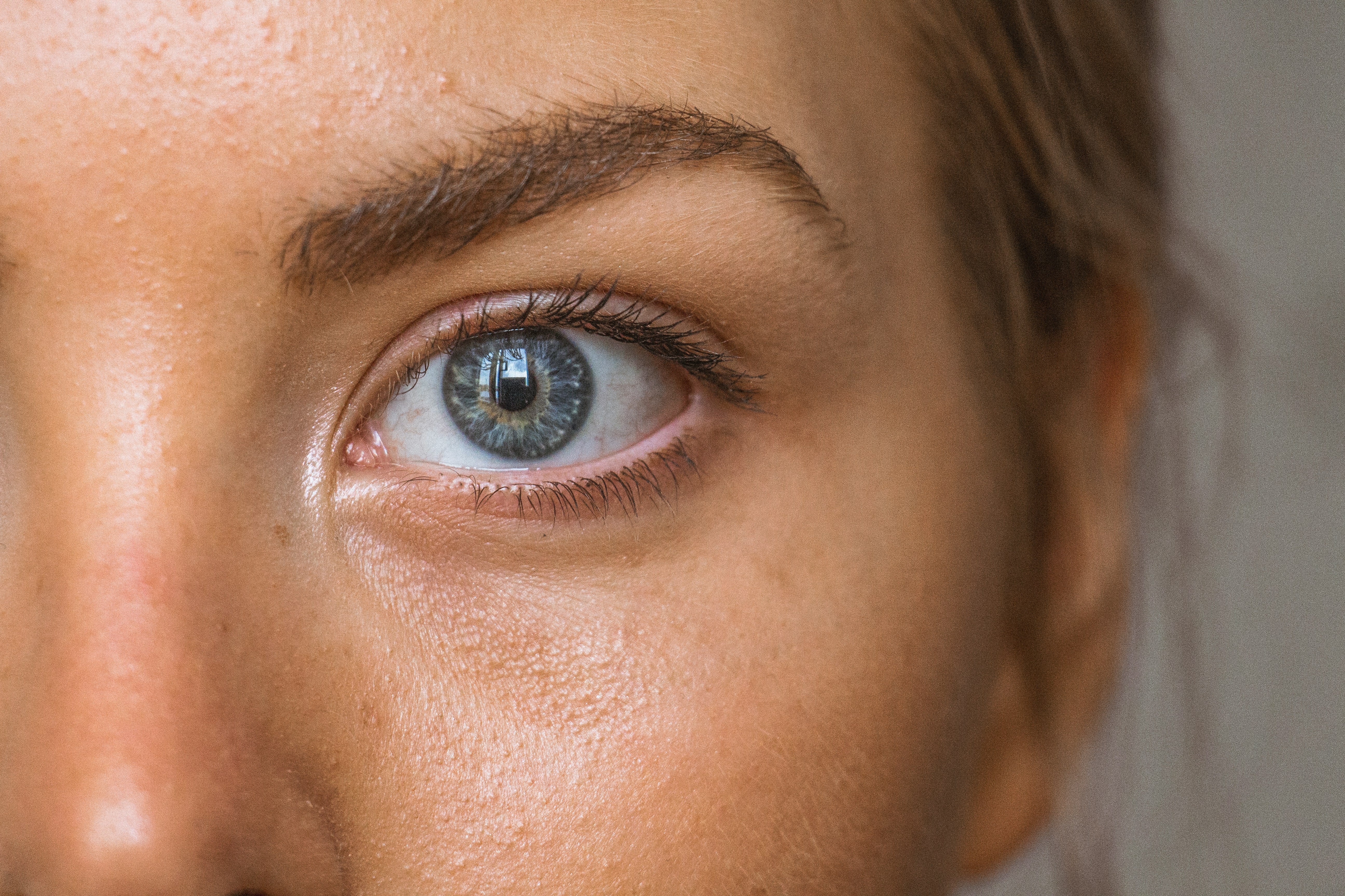 The Subtle Eye Symptom Doctors Never Want You To Ignore