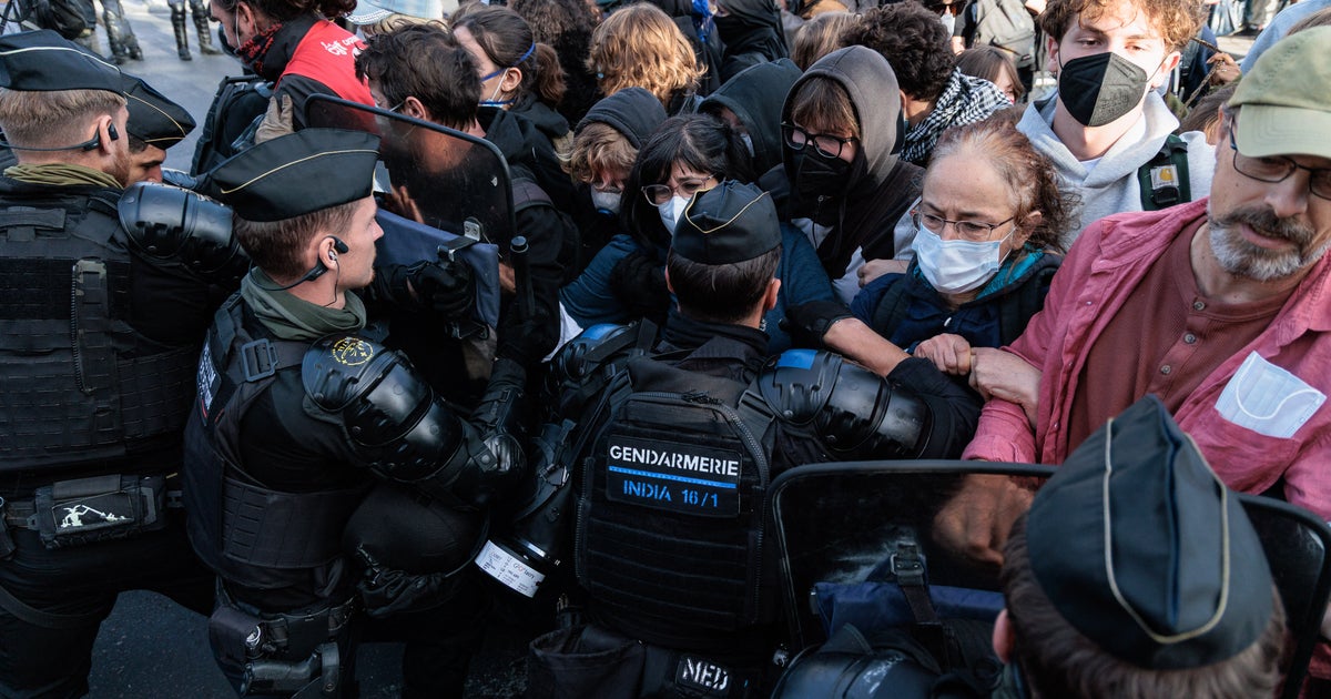 Protesting Pupils Blockade French High Schools Again, Testing A Weekslong Movement
