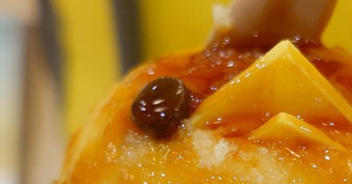 名古屋の人気スイーツ・ぴよりんに衝撃の異変⇨カラメルをかけたら…「タス…ケテ…」「ホラーになってる」と反響