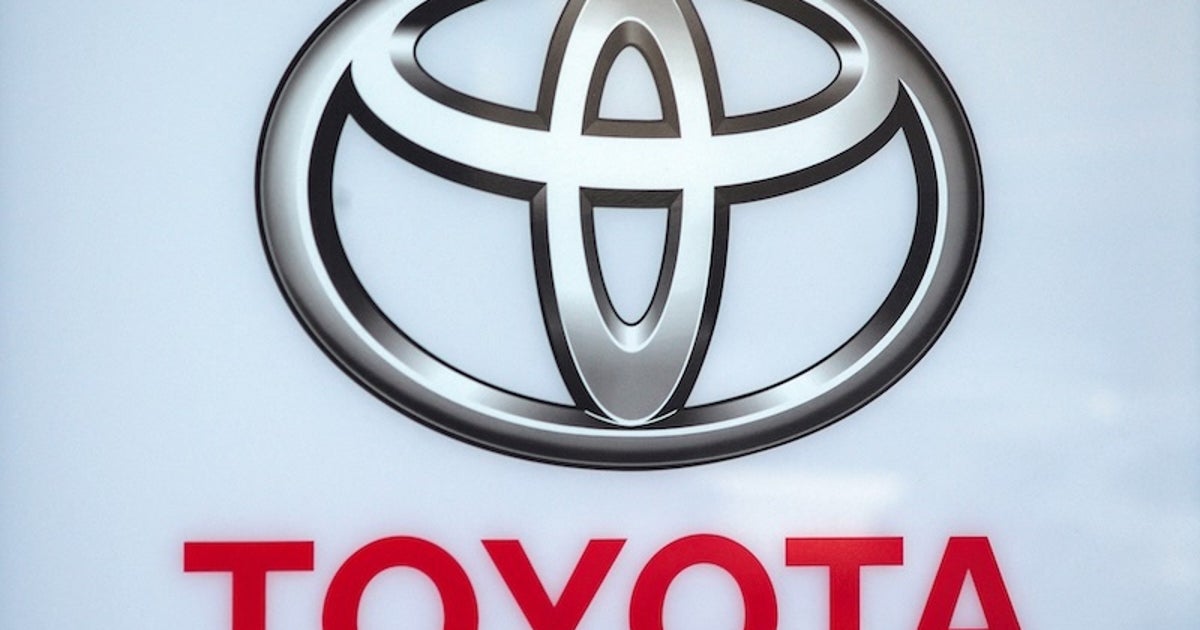 トヨタ「RAV4 PHEV」リコール。最悪の場合“走行不能”となる恐れ
