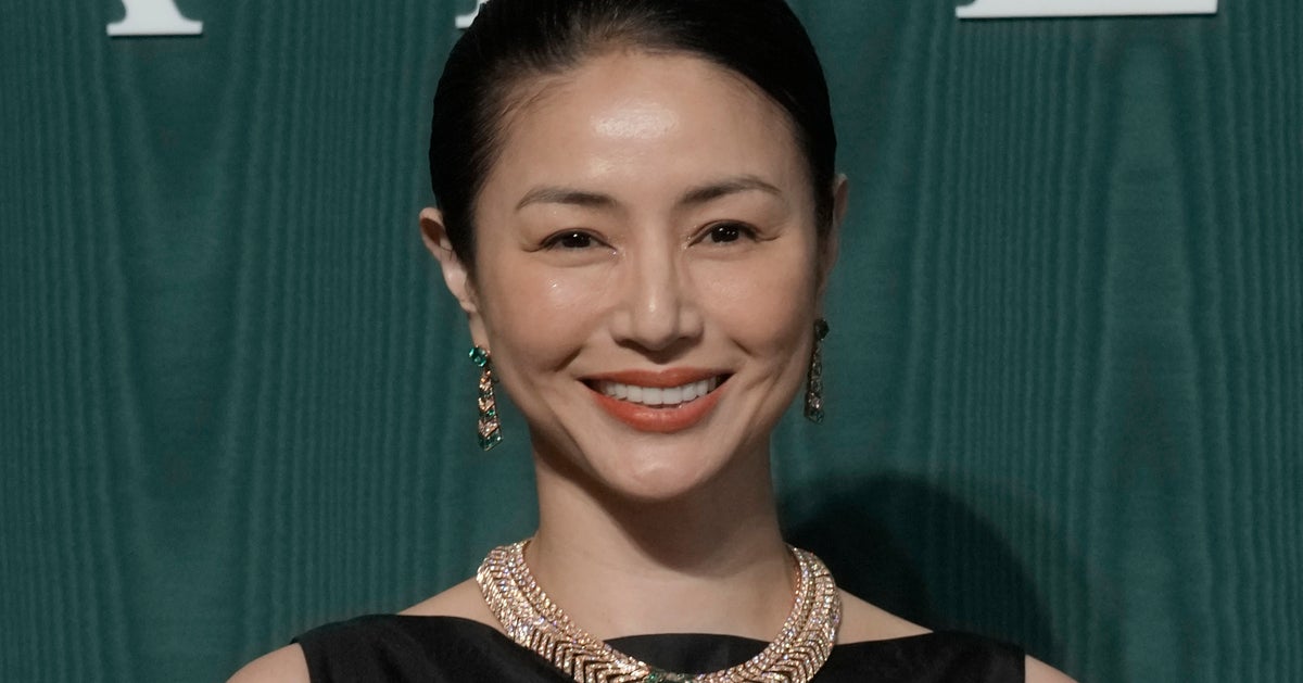 井川遥、リリー・フランキーに“楽屋暖簾”をお願いすると⇨“人気キャラ”描いた一枚に「センス素敵すぎる」の声