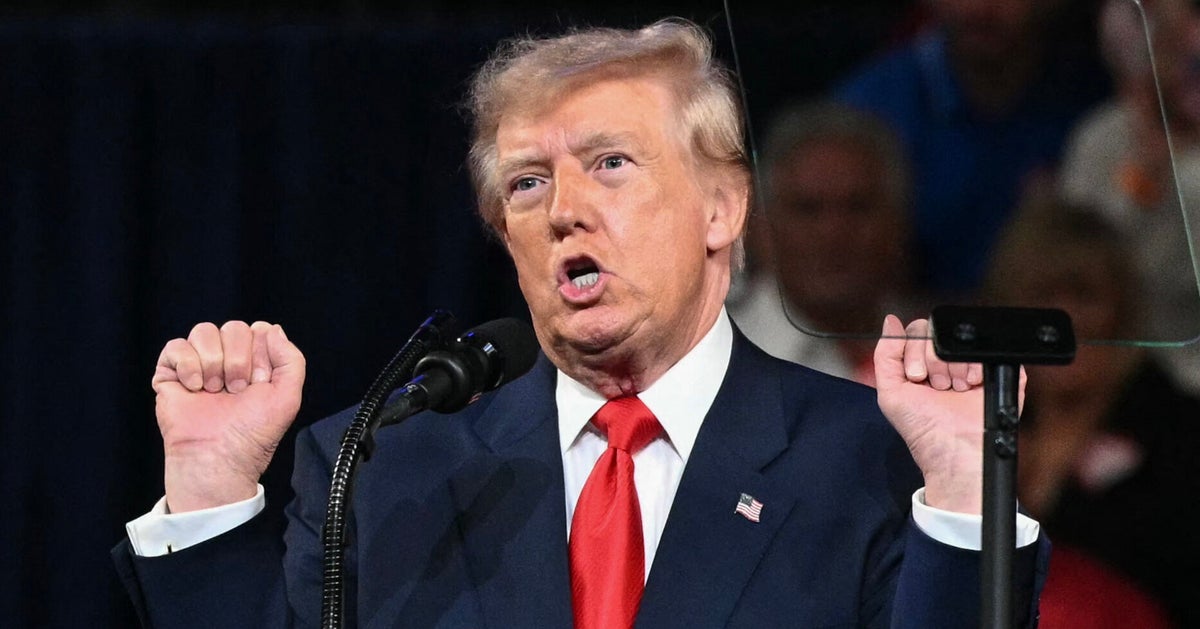 Trump Courts MAGA Base in Tennessee, Jokes He Could Say 'Stupidest Things' and They'd Cheer