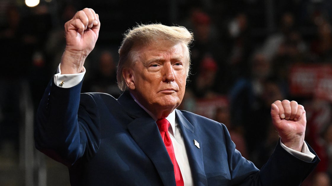 Trump Tells MAGA Faithful He Could Say 'The Stupidest Things' And They'd Still Support Him