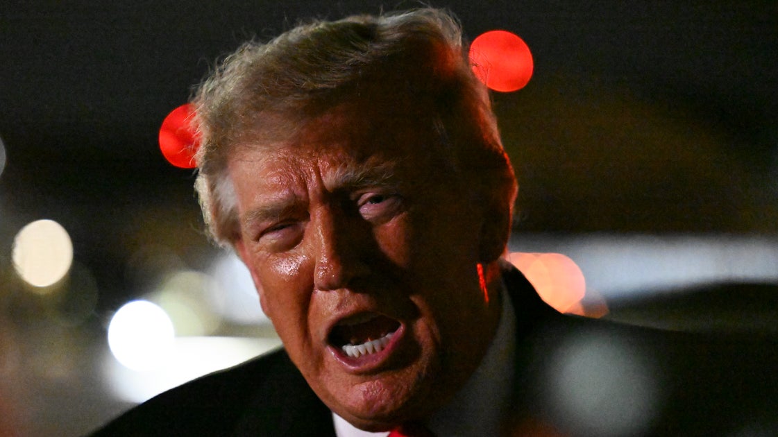 Trumpās Obsession With Renaming Everything Just Reached Another Bonkers Level