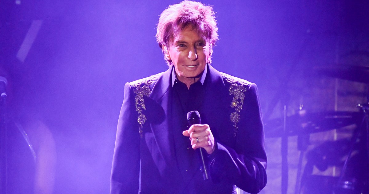 Barry Manilow's Team Issues Health Update After Cancelling Live Show ...