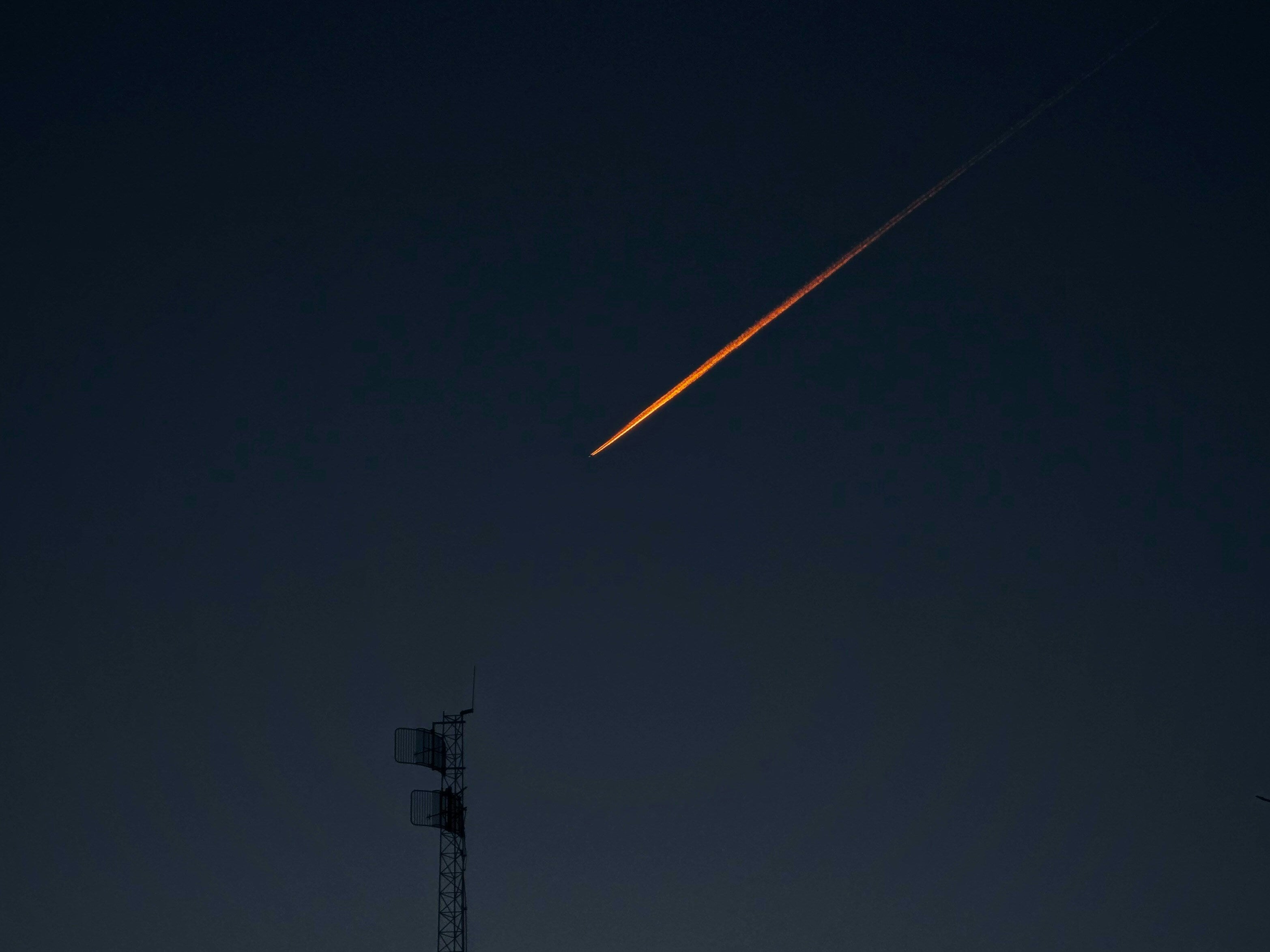 Halloween 'Fireballs' Are Coming To The UK Skies – Here's When To Look Up