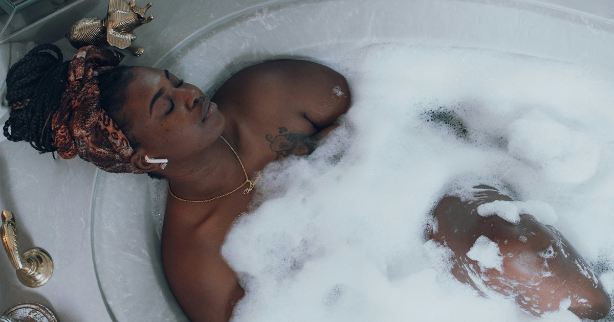 A 30-Minute Hot Bath Could Help Lower Your Blood Pressure As Much As Moderate Exercise, Study Suggests