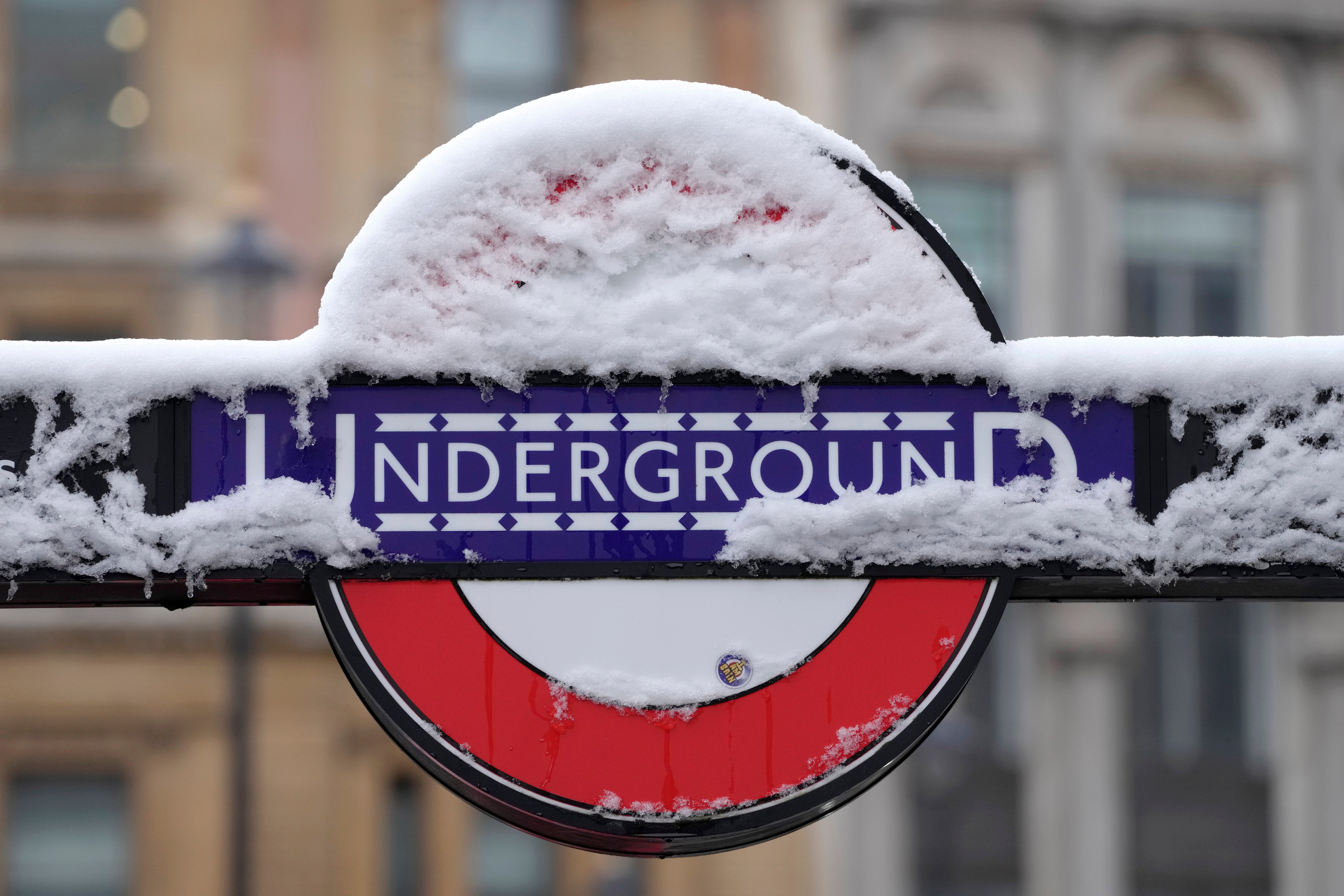 Strong El Niño set to bring stormier UK winter
