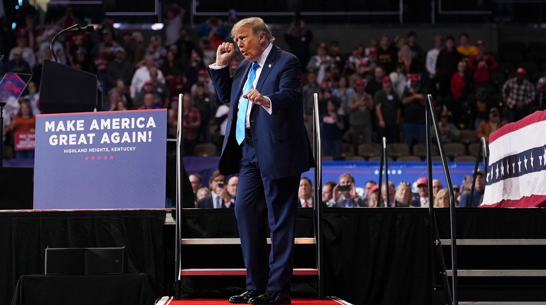 Trump Campaigns for Ed Gallrein at Kentucky Rally Ahead of Midterms