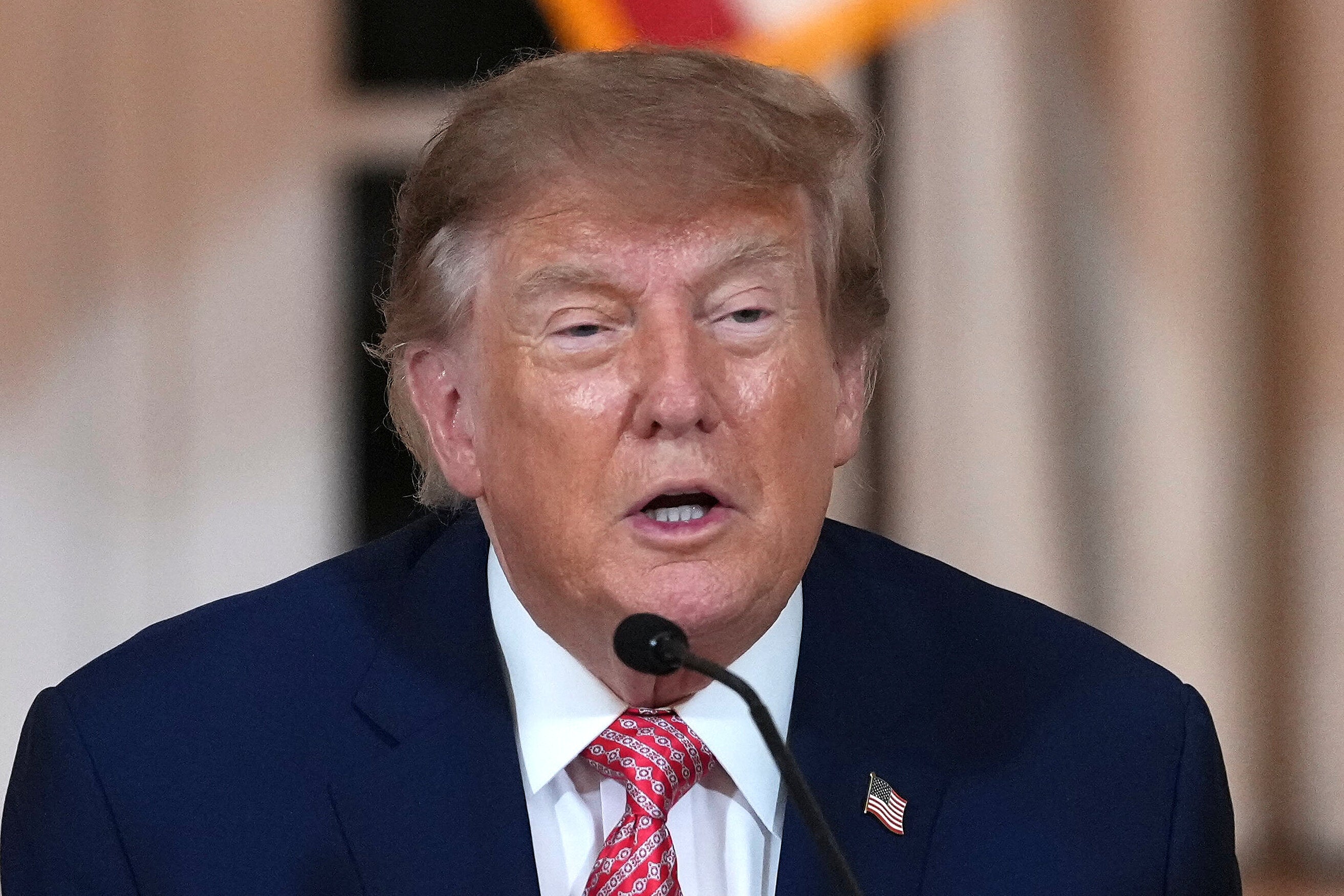 'Repulsive And A Disgrace': Former UK Foreign Secretary Slams Trump For 'Betraying' Ukraine