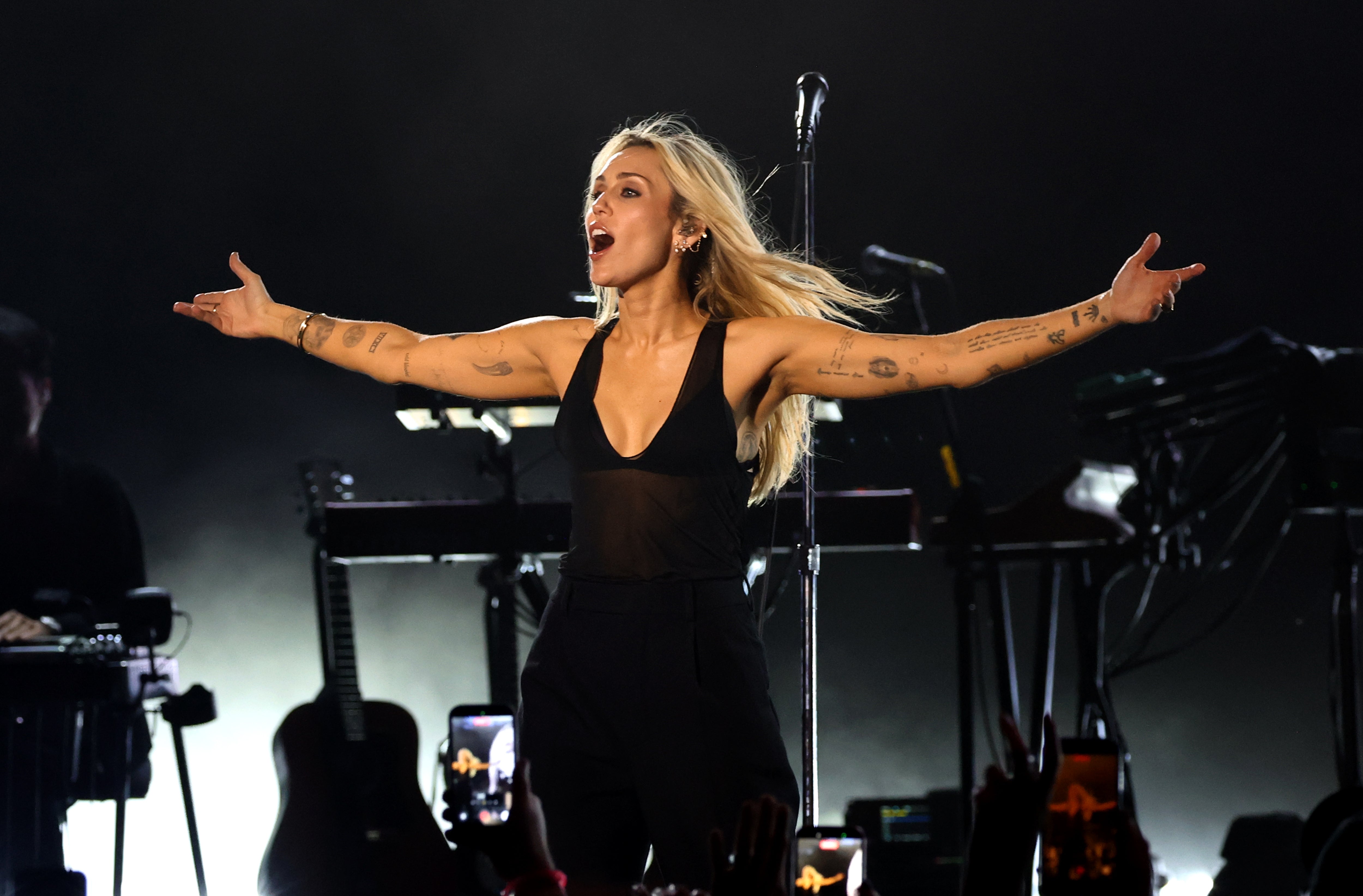 Miley Cyrus Fires Back At Critics After First Live Show In Four Years