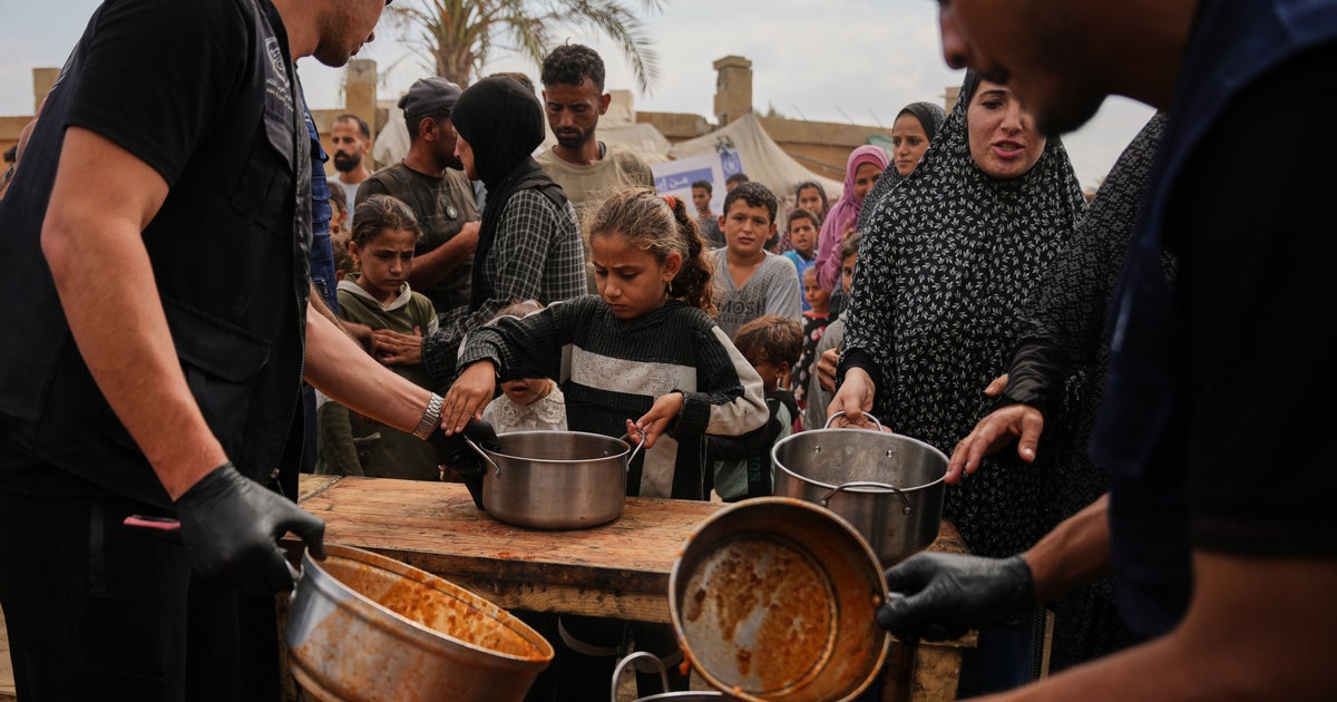 UN Food Agency Cuts Gaza Aid for 500,000 Amid Funding Shortages