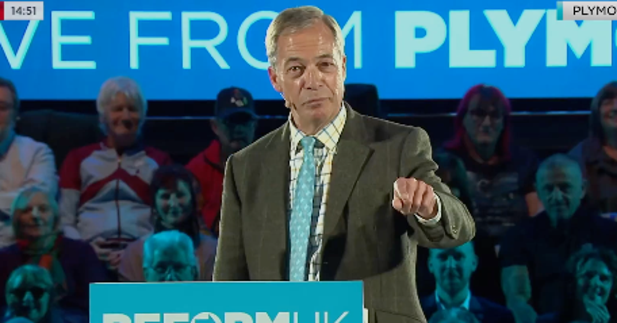 Nigel Farage Booed By Reform UK Supporters After Humiliating Slip-Up On Stage