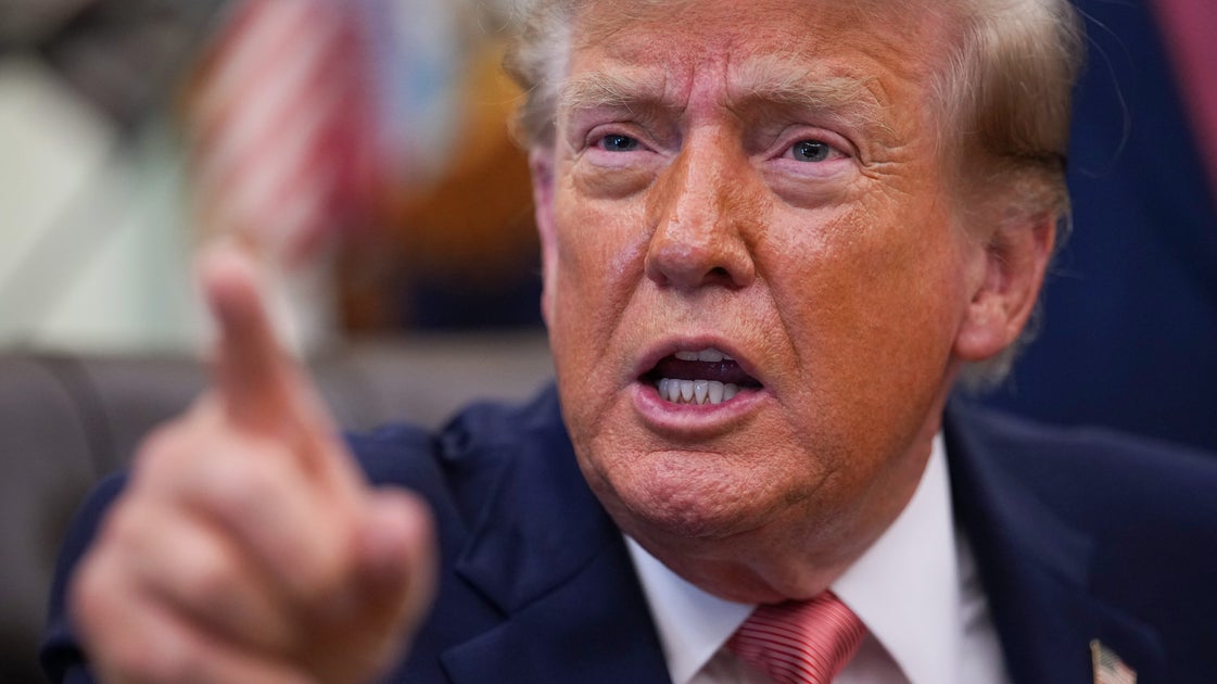 Trump Repeatedly Flips Out At Reporters During Fraud Whistleblower ...