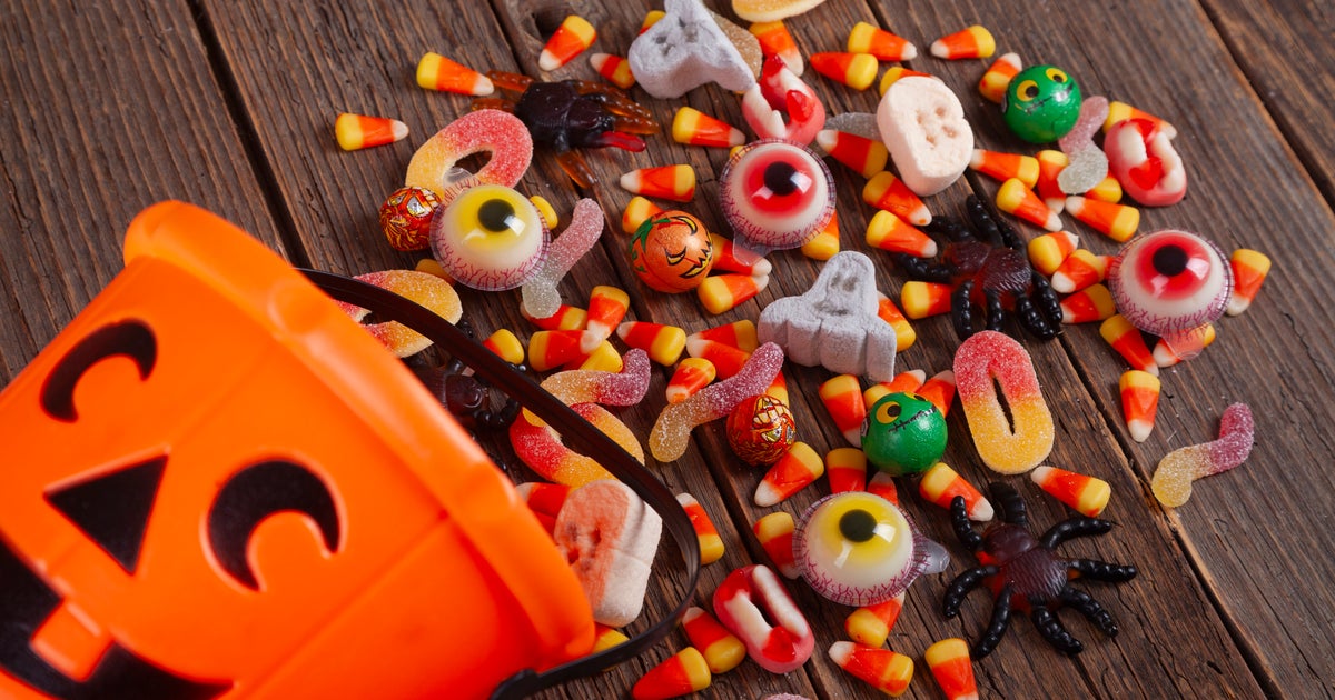 ハロウィンに気をつけたい、お菓子やシールでの事故。アレルギーや誤飲、注意すべきポイントは