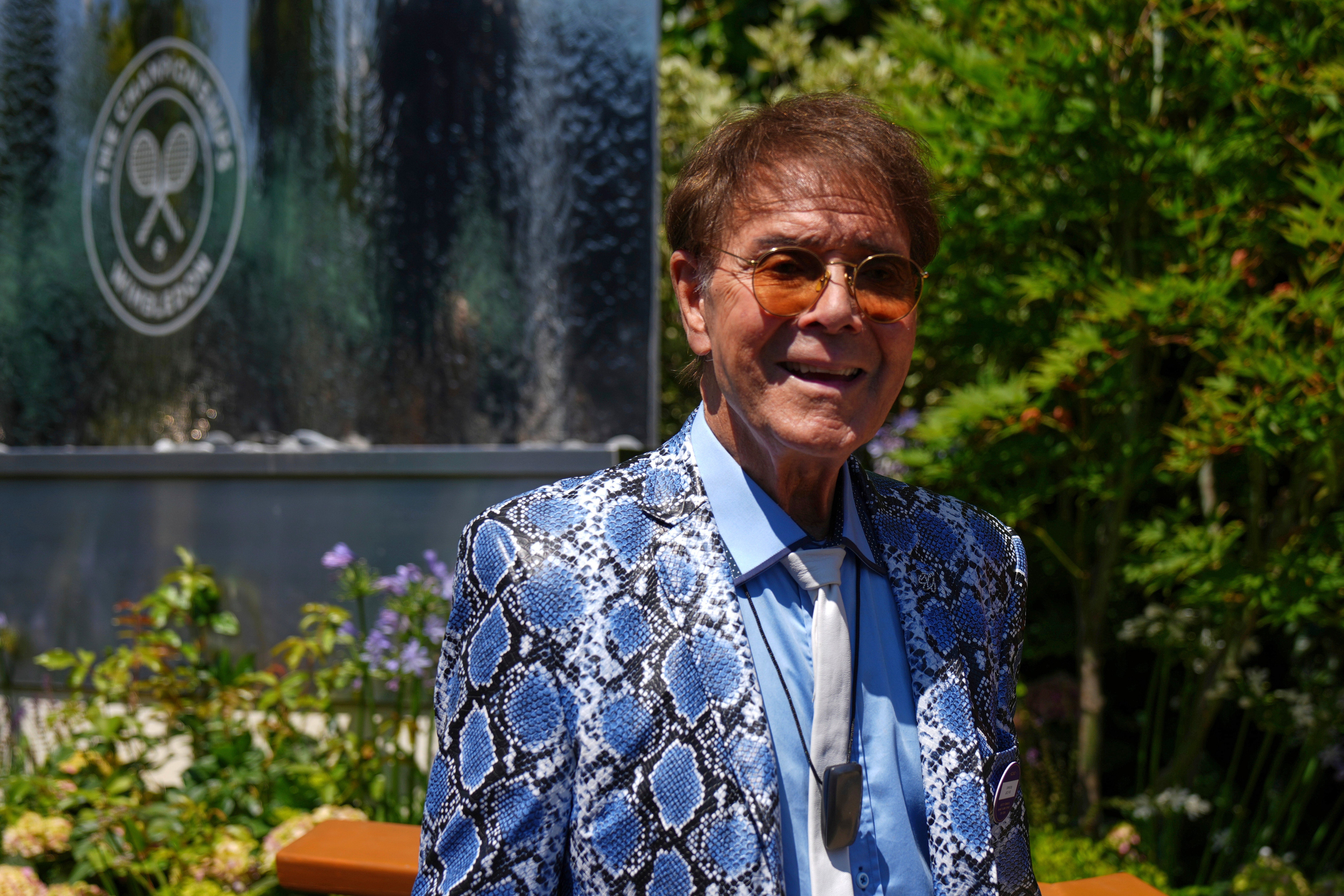 huffingtonpost.co.uk - Amy Glover - If You Gave Me 50 Guesses, I Never Would've Predicted Cliff Richard's Next Christmas Song