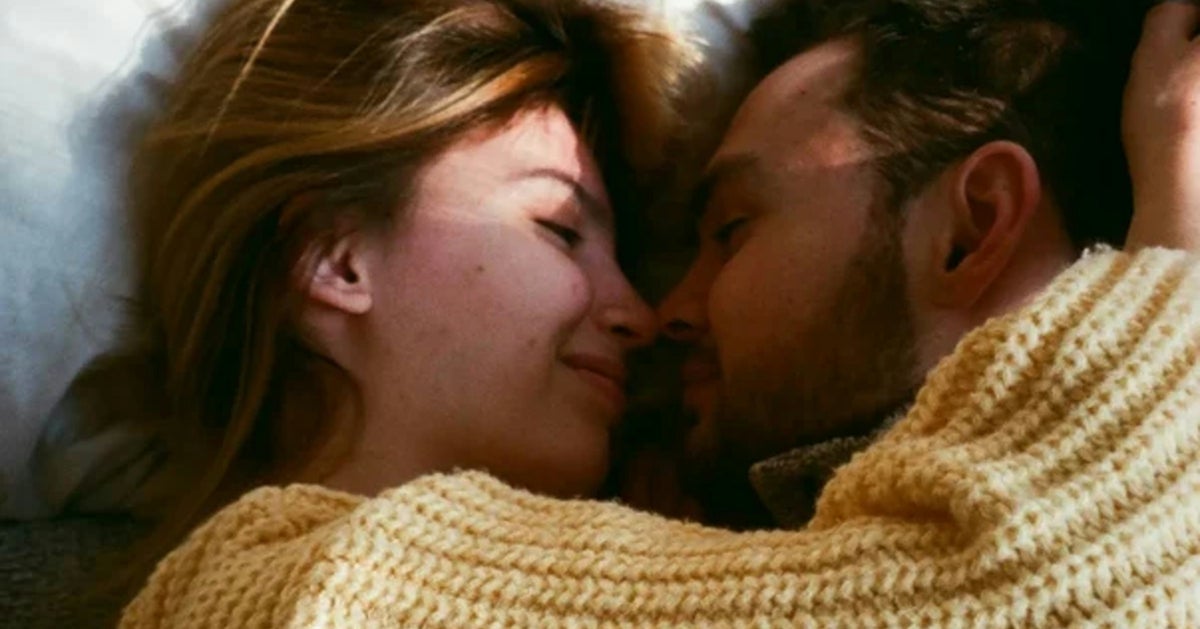 Your Autumn Sex Life Is Entering Its Flop Era (Or Is It?)