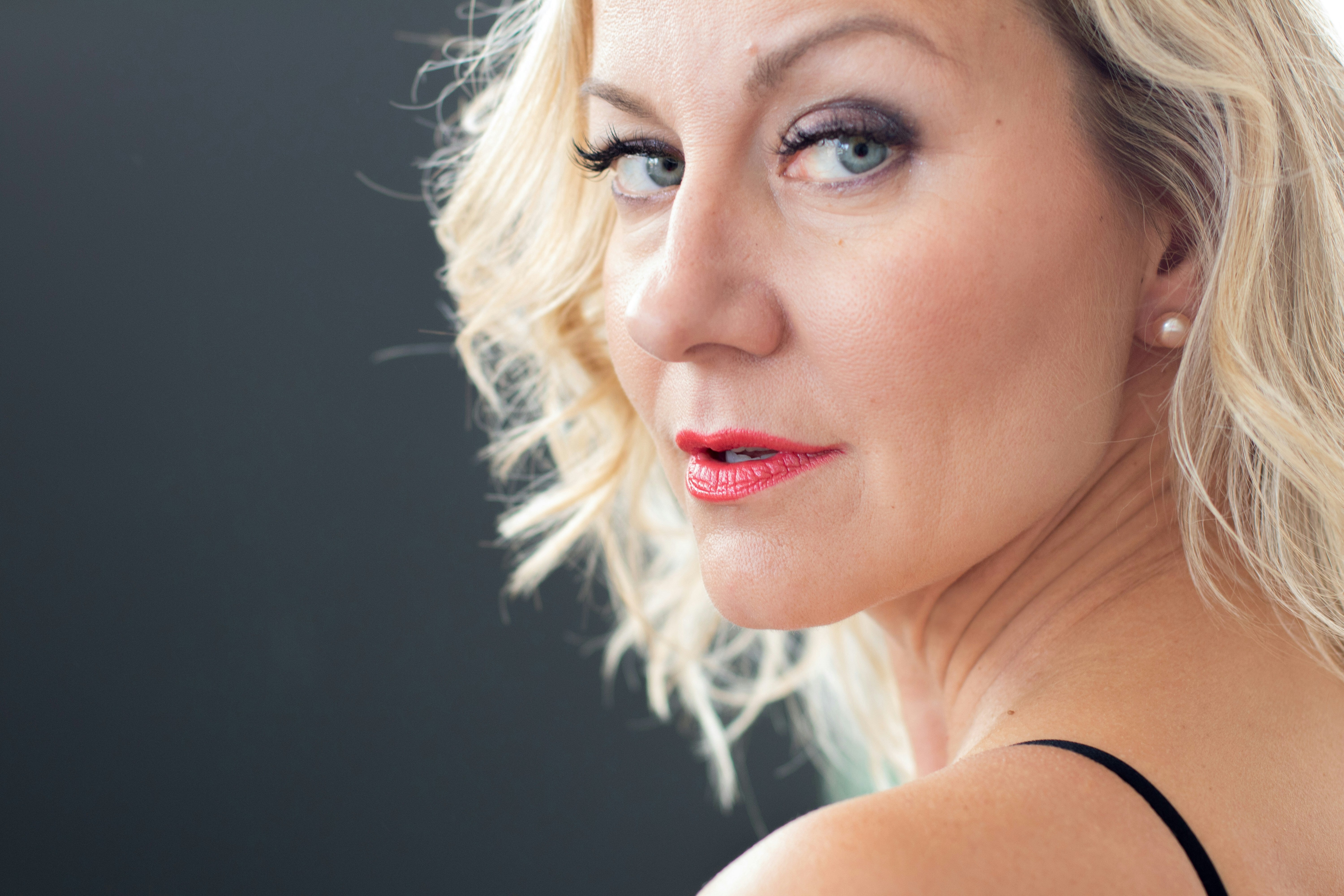 We Might Be Ignoring What Really Affects Women's Sex Lives In Middle Age