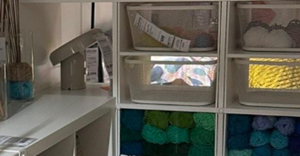 IKEAで見つけた“編み物好き”のための部屋が最高…!⇒壁一面の毛糸収納に「天才すぎる」「参考にしたい」の声