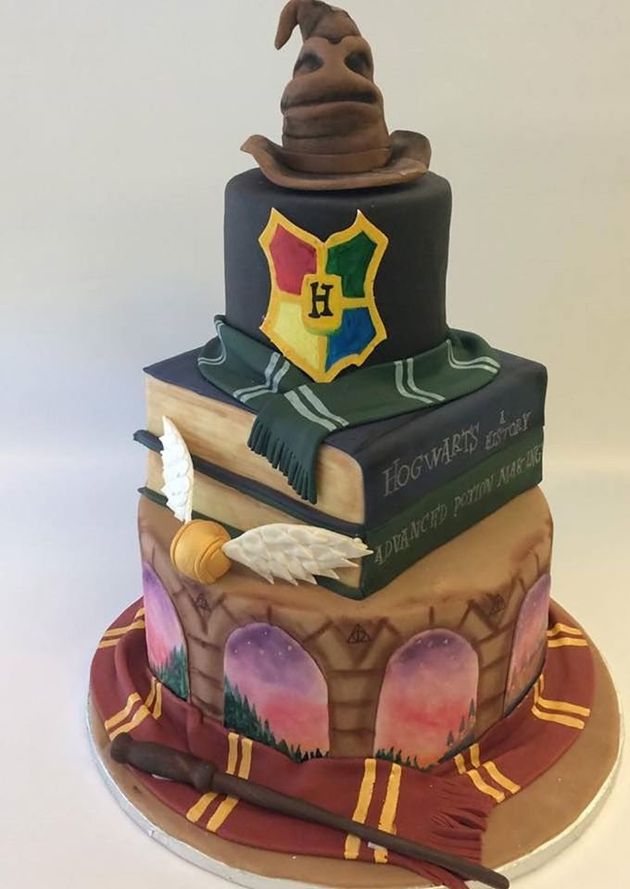 This Magical 'Harry Potter' Cake Is What Wedding Dreams Are Made Of ...