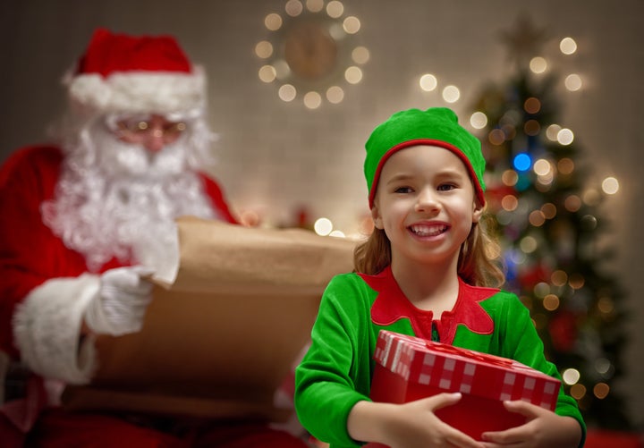 How to explain santa claus to your kids without ruining the magic